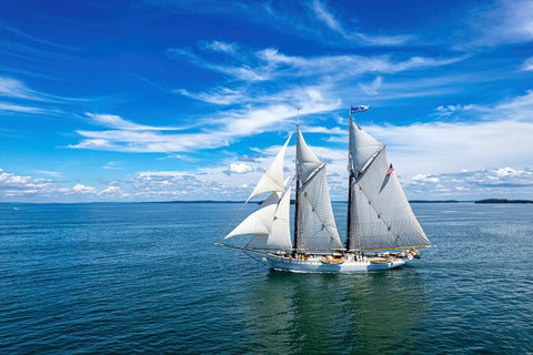 Schooner Mary Day in Full Sails